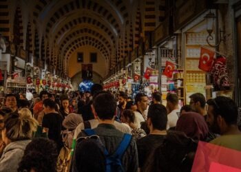 Toplumun Başörtüsü Konusuna Bakışı