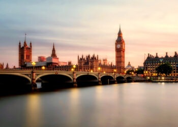 Bizimle Oturamazsın!: Birleşik Krallık’ta Ülkelerin Popülerlik Seviyeleri 