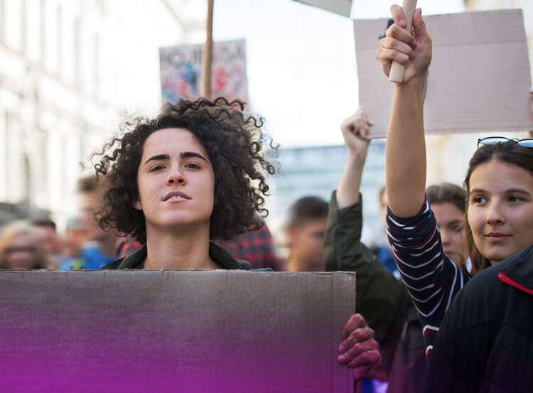 Dünyada ve Türkiye’de Kadına Bakış