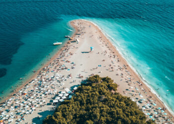 Bacasız Sanayi: Türkiye’de Turizm