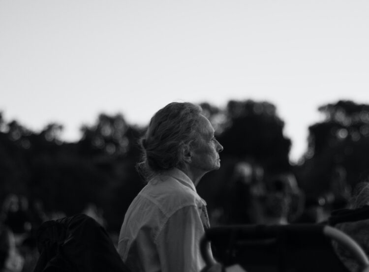 Huzurevi mi Evlat Yanı Mı?: Bireylerin Kendine Bakamayacak Kadar Yaşlandığında Yaşam Tercihi 