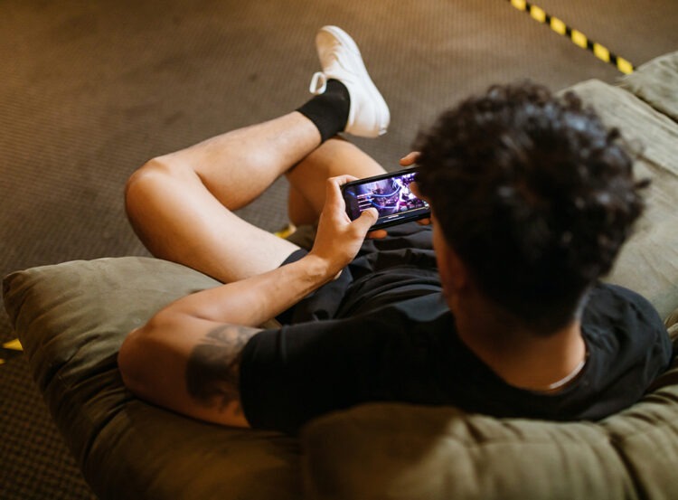 Çağımızın Yeni Bağımlılığı: Mobil Oyunlar