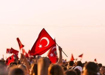 Seçimin Ayak Sesleri Duyulurken: 2023 Seçimleri Ne Kadar Önemli?