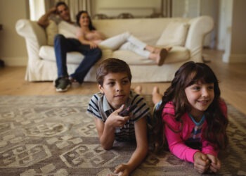 Akşam Eğlencesi: Türk Toplumunun TV İzleme Alışkanlıkları