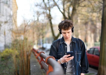 Anlaşılmayan Bir Nesil: Z Kuşağı