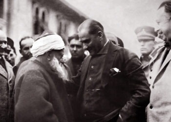 Cuma Hutbesinde Atatürk’e Yer Verilmemesine Toplumun Bakışı